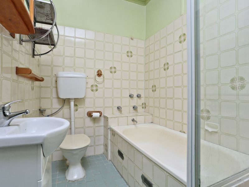 2 Adams Crescent, St Marys NSW 2760