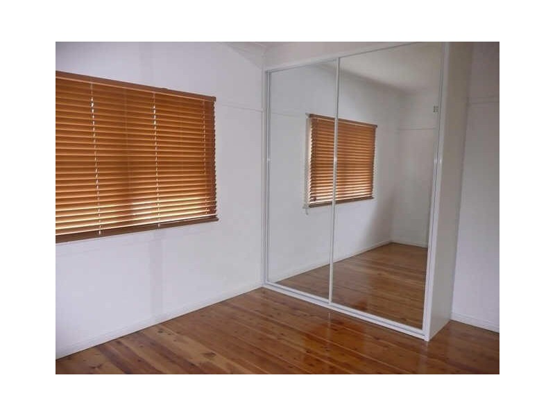 37 MAMRE ROAD, St Marys NSW 2760