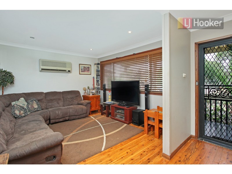 44 Craig Avenue, Oxley Park NSW 2760