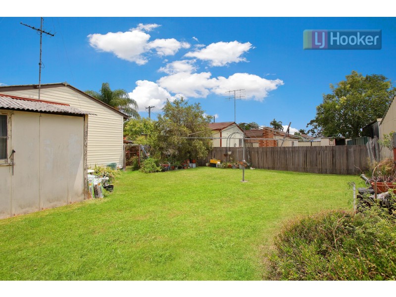 4 Benalong Street, St Marys NSW 2760