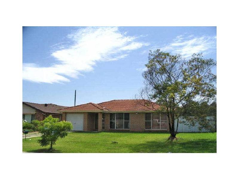 8 WEAVER STREET, Erskine Park NSW 2759