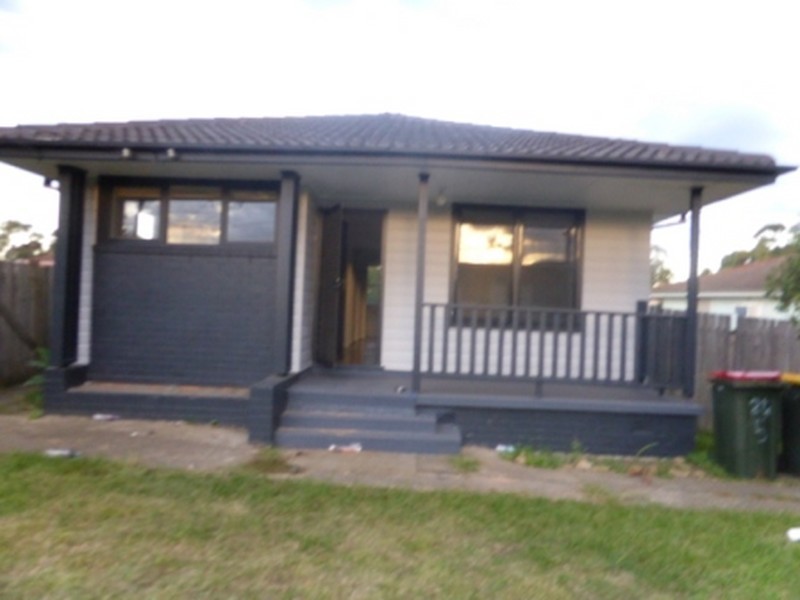 5 Goroka Street, Whalan NSW 2770