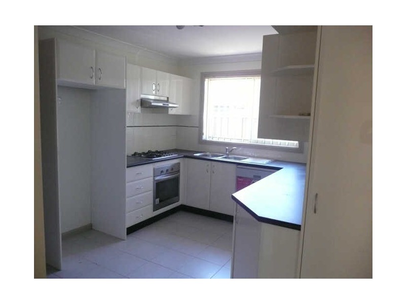 1/71 BRISBANE STREET, Oxley Park NSW 2760