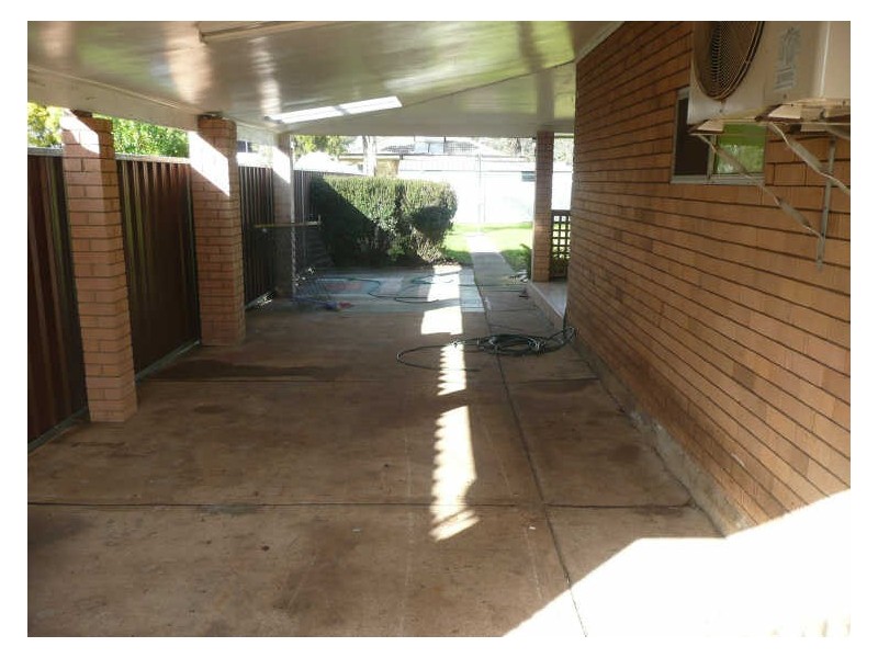 8 Scott Road, Colyton NSW 2760