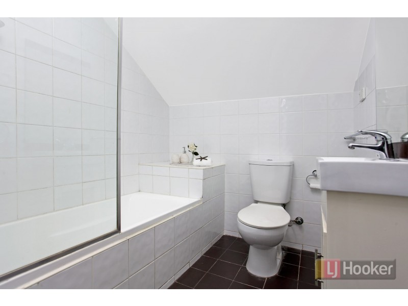 2/17-21 Brisbane Street, Oxley Park NSW 2760