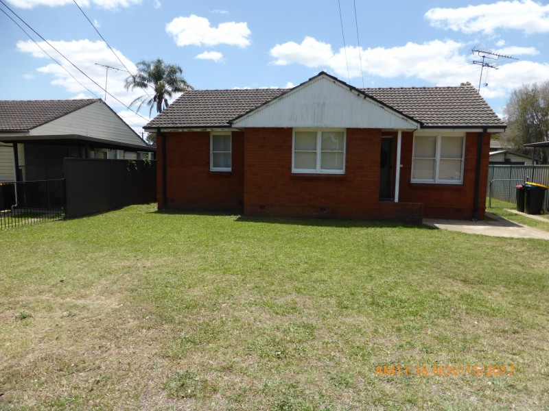 7 Taranaki Avenue, Lethbridge Park NSW 2770