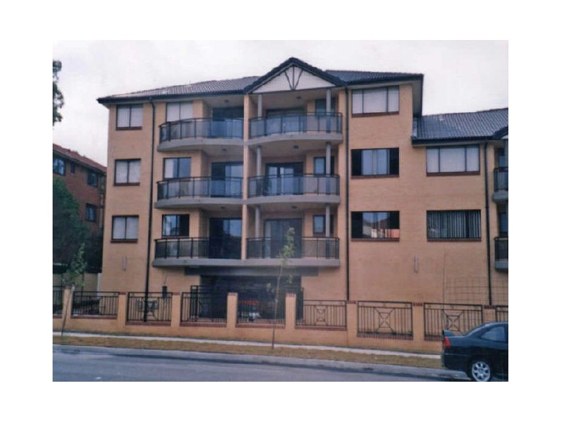 5/33-37 NEIL STREET, Merrylands NSW 2160
