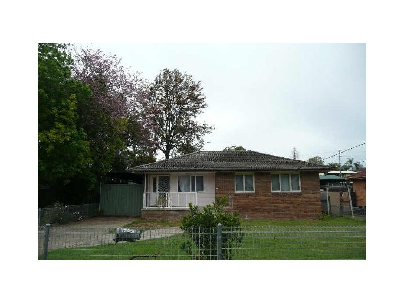 30 KISTA DAN AVENUE, Tregear NSW 2770