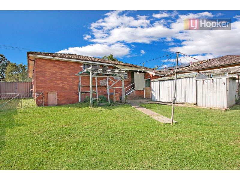214 Desborough Road, St Marys NSW 2760
