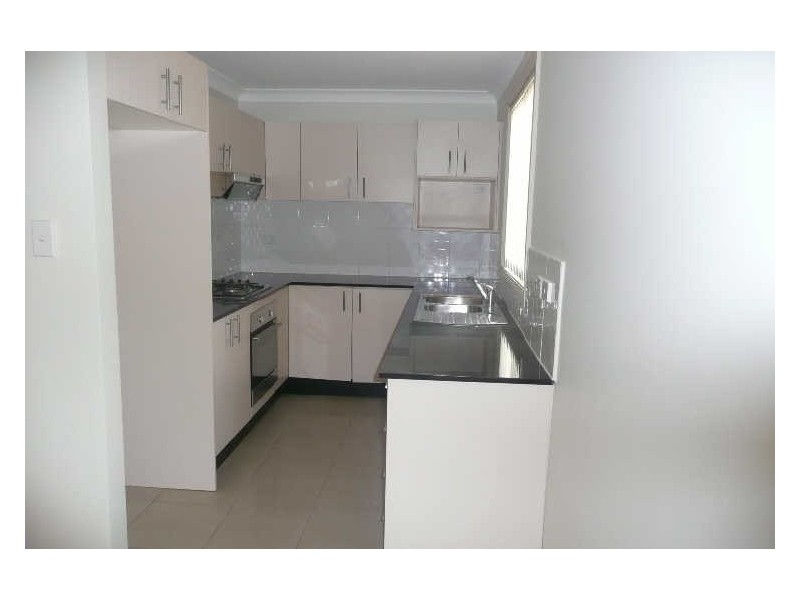 2/17-21 Brisbane Street, Oxley Park NSW 2760