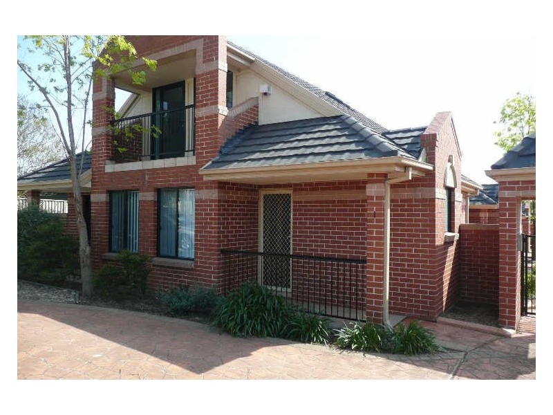 1/239 Great Western Highway, St Marys NSW 2760