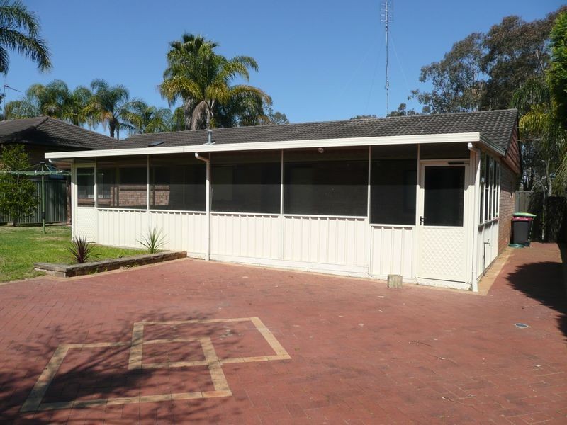 7 Ibis Place, St Clair NSW 2759