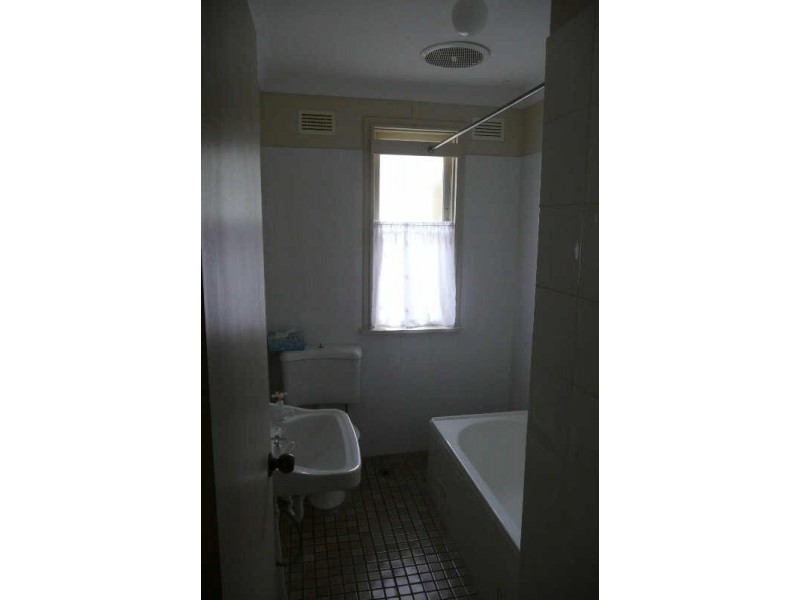 6 LANG CRESCENT, Blackett NSW 2770