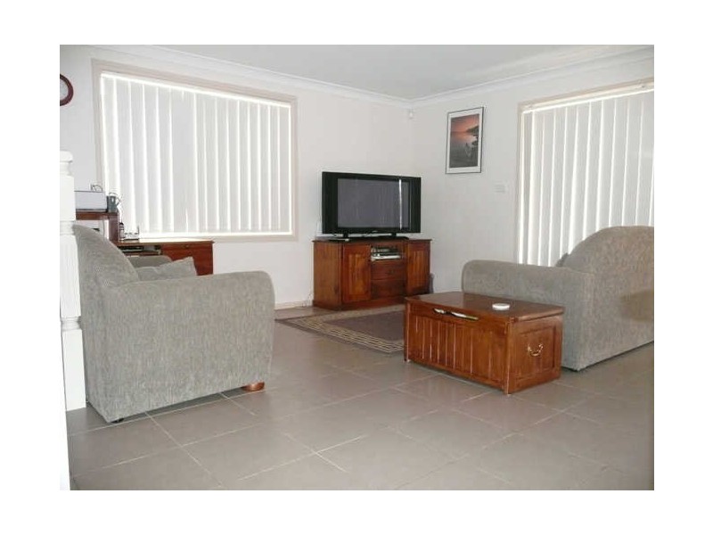 24 Maiden Street, Ropes Crossing NSW 2760