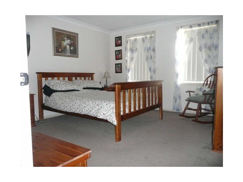 24 Maiden Street, Ropes Crossing NSW 2760