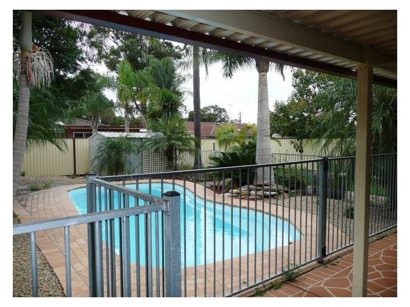 23 COLUMBUS AVE, St Clair NSW 2759