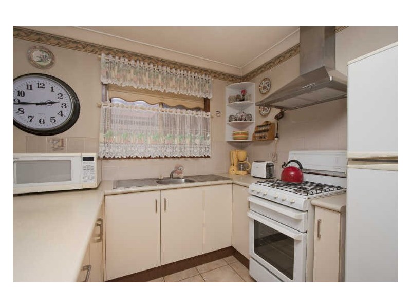 6 TEATREE WAY, Colyton NSW 2760