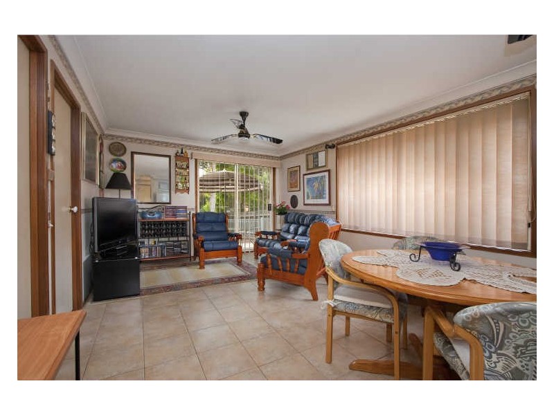 6 TEATREE WAY, Colyton NSW 2760