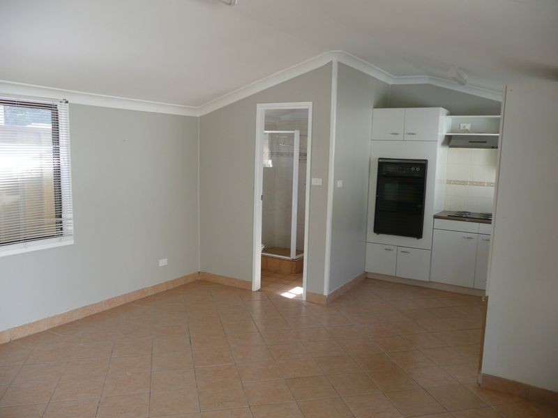 5 Suva Place, Lethbridge Park NSW 2770