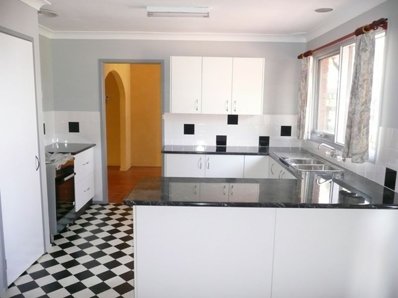 28 SCOTT ROAD, Colyton NSW 2760