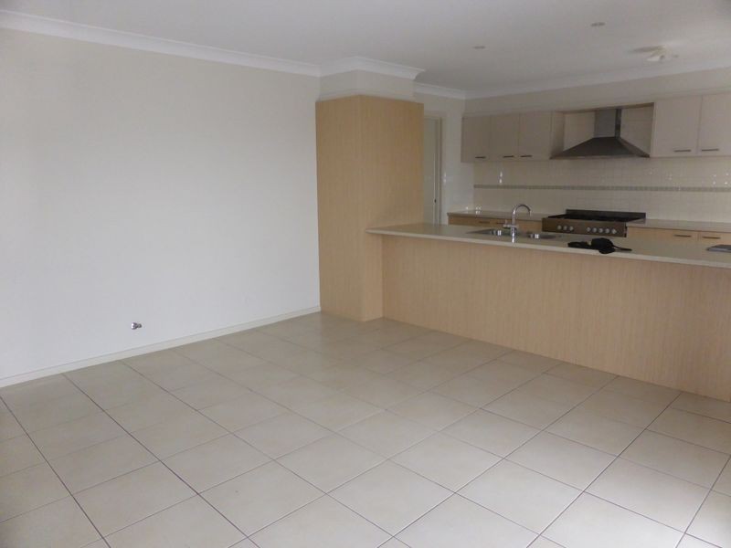 19 Rosedale Court, Ropes Crossing NSW 2760