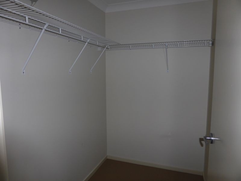 19 Rosedale Court, Ropes Crossing NSW 2760