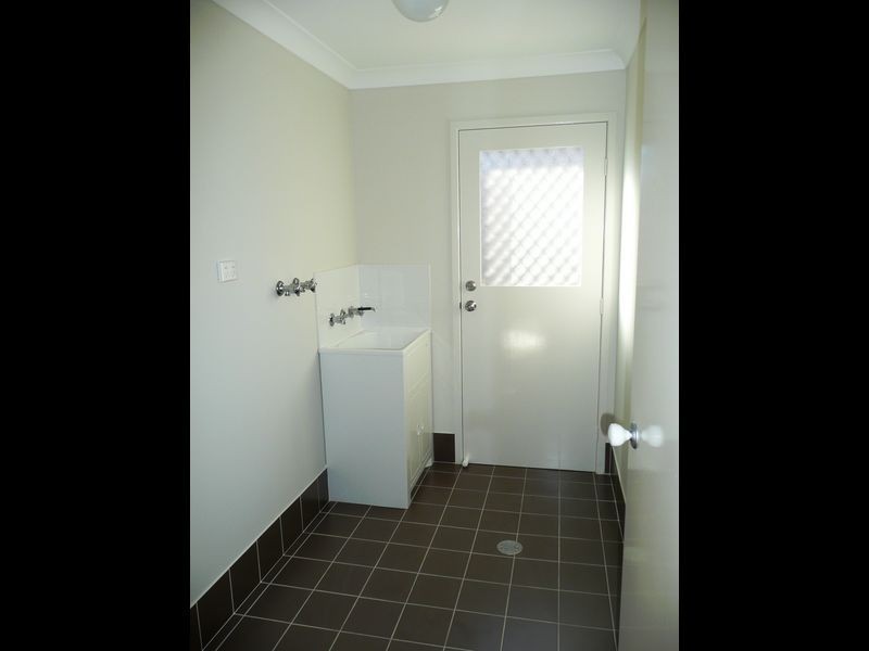 46 MACKAY CCT, Ropes Crossing NSW 2760