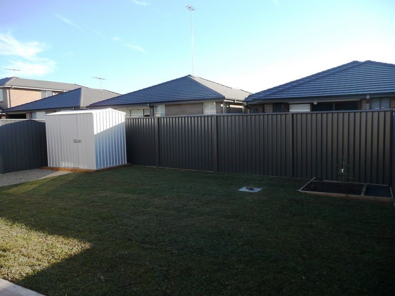 46 MACKAY CCT, Ropes Crossing NSW 2760