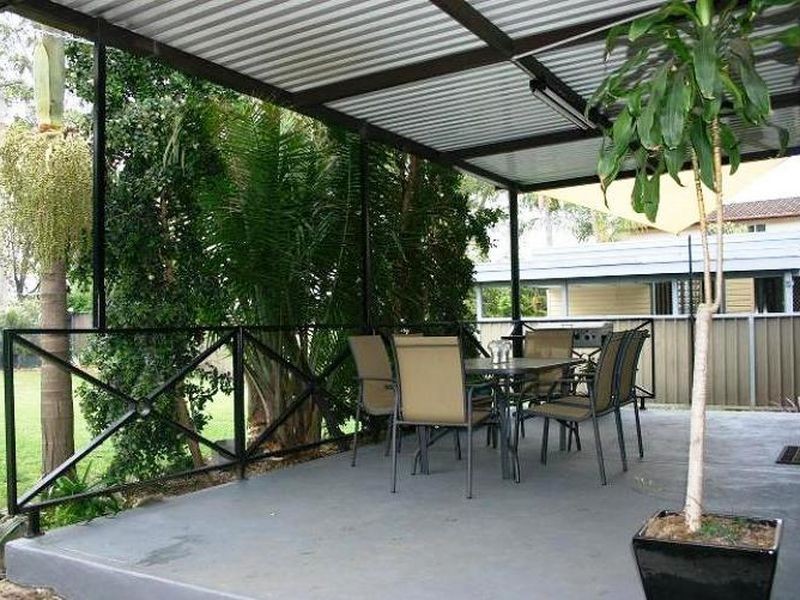 16 HARLOW AVENUE, Hebersham NSW 2770