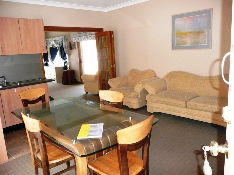 22B Sandalwood Avenue, St Clair NSW 2759