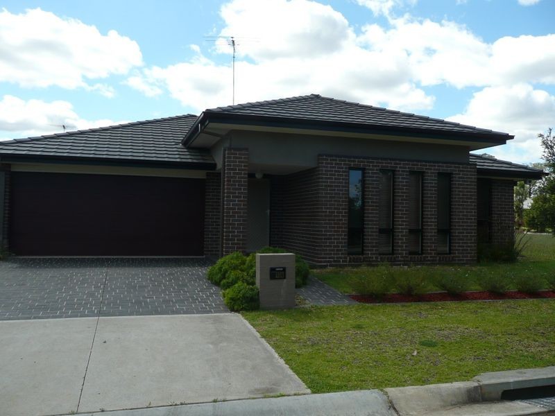 14 SCOTT STREET, Ropes Crossing NSW 2760