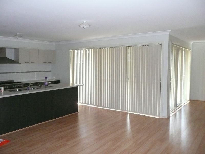 14 SCOTT STREET, Ropes Crossing NSW 2760