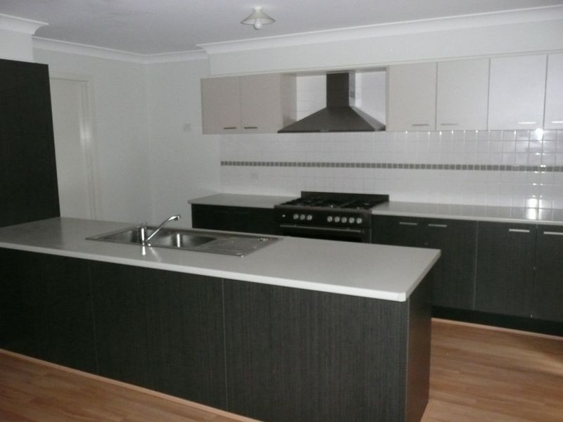 14 SCOTT STREET, Ropes Crossing NSW 2760