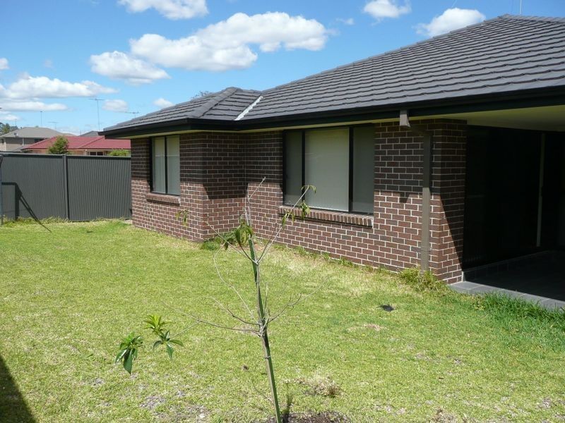 14 SCOTT STREET, Ropes Crossing NSW 2760