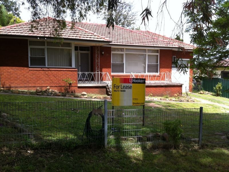 17 GLENVIEW STREET, St Marys NSW 2760
