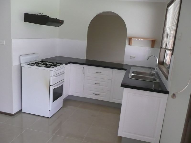 40 WARBLER ST, Erskine Park NSW 2759