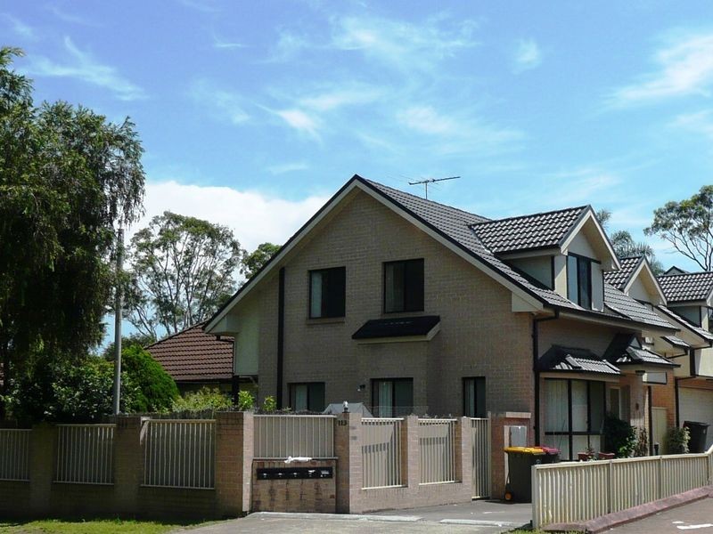 1/113 ADELAIDE STREET, Oxley Park NSW 2760