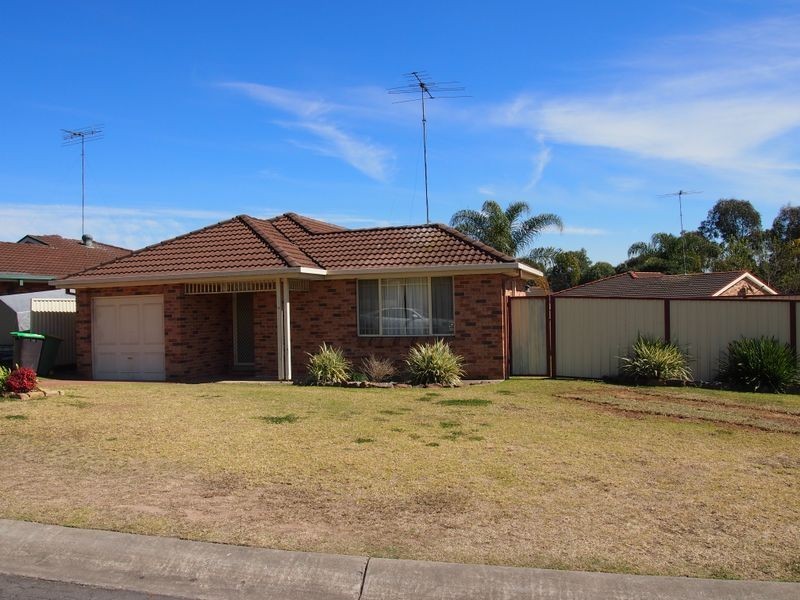 19 Osprey Place, Claremont Meadows NSW 2747