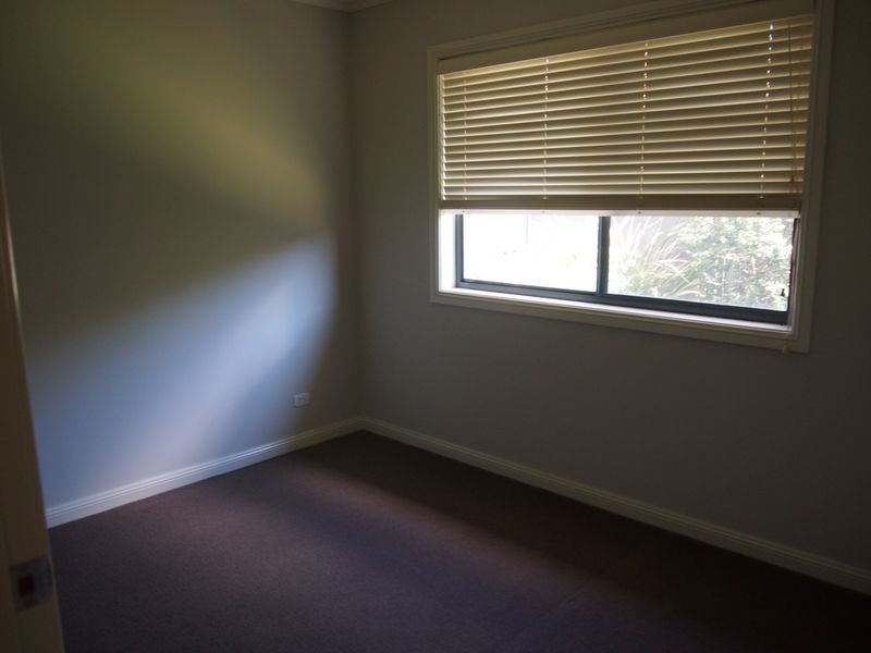 11 Jenkins Street, Ropes Crossing NSW 2760