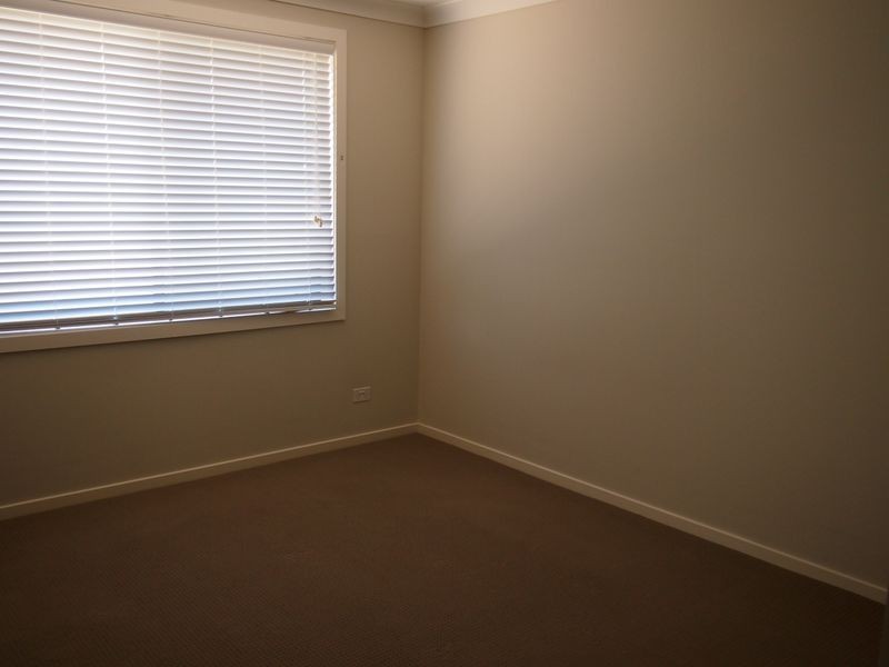 8 Scott Street, Ropes Crossing NSW 2760