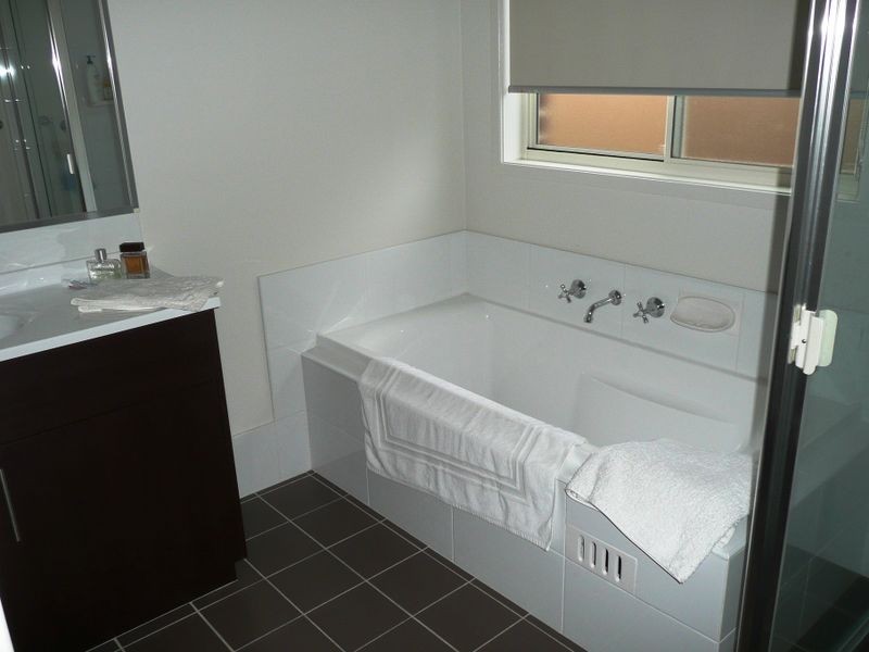 24 Gilroy Street, Ropes Crossing NSW 2760