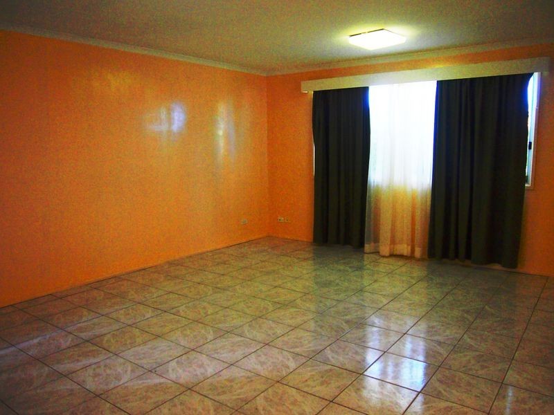 9 Paroo Cl, St Clair NSW 2759