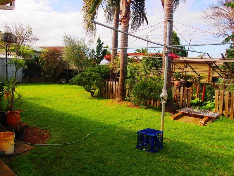 9 Paroo Cl, St Clair NSW 2759