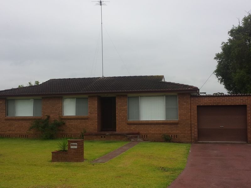 9 Macarthur Drive, St Clair NSW 2759