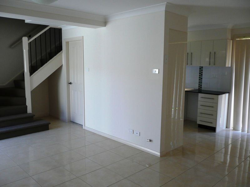 2/37 Adelaide Street, Oxley Park NSW 2760