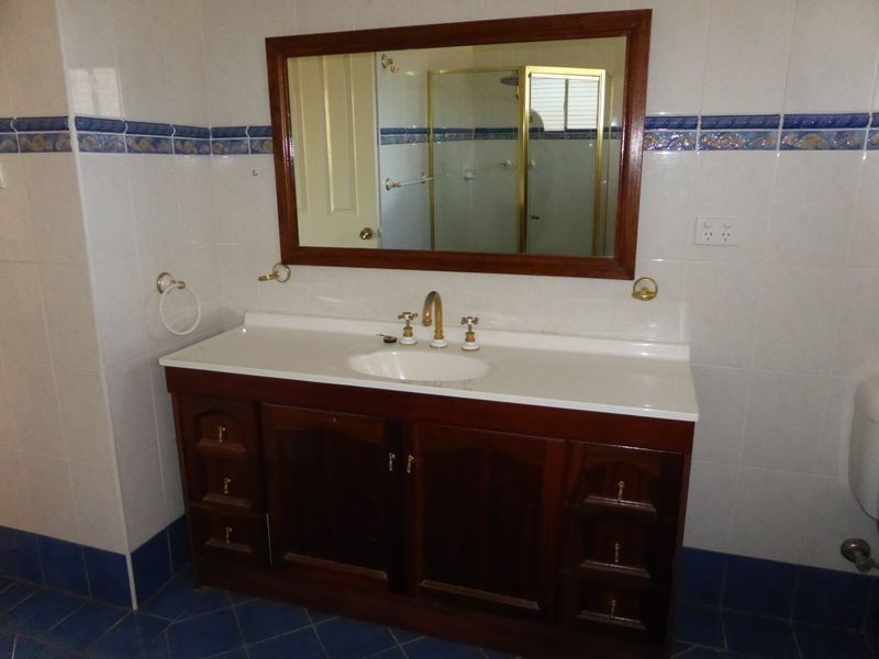 29 Francis Greenway, St Clair NSW 2759