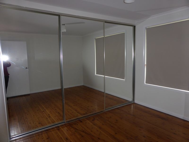 27 Dobell Circuit, St Clair NSW 2759