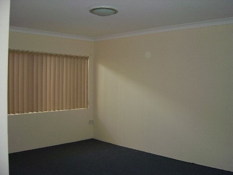 2/166 Queen Street, St Marys NSW 2760