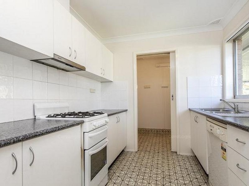 9 Macarthur Drive, St Clair NSW 2759