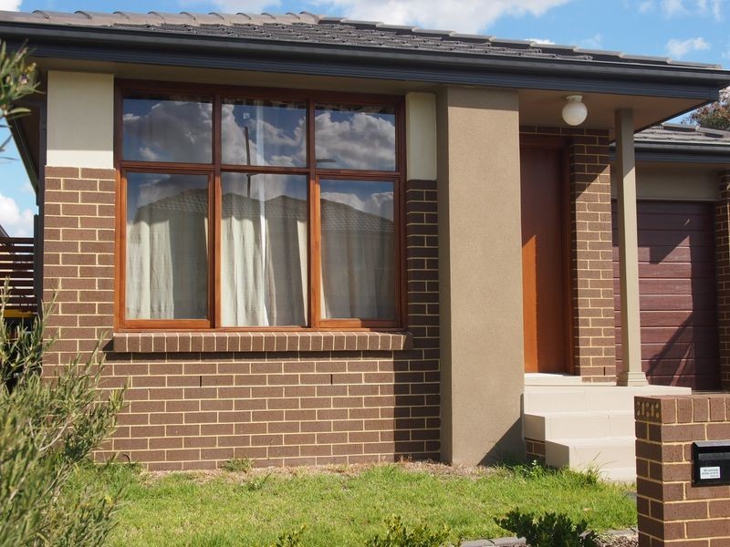7 Fenner Place, Ropes Crossing NSW 2760